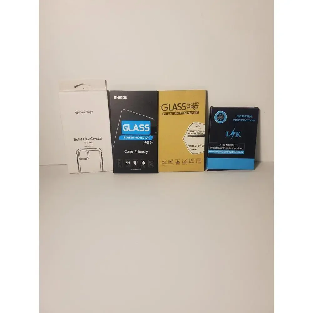 #23 Lot Of 4 New Assorted Phone Screen Protectors & Phone Case